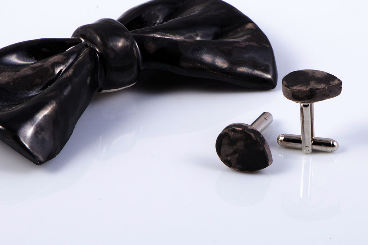 Papillon in ceramica "Total black" - immagine 3