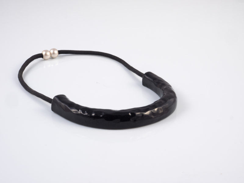Collana in ceramica "Scaglie nero"- Materia ceramica